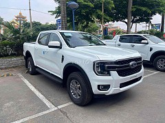 Ford Ranger XLS mới 2024